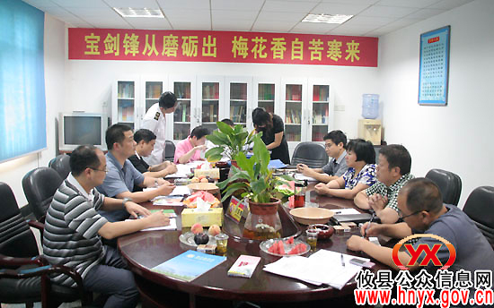 市药监局副局长陈成钢率队来攸县调研指导“国家餐饮服务食品安全示范县”创建工作