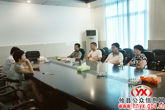 谈湘旭率帮扶单位工作人员到柏市镇视察指导工作