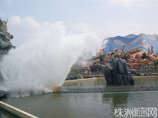 政协主席刘岁文华强现场办公 要求加快二期建设