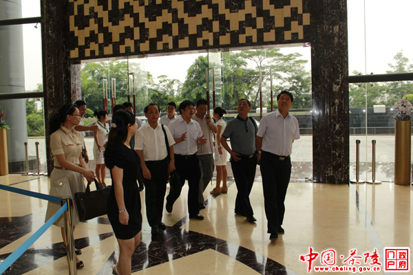 拓展招商思路 积极引资提升医疗水平