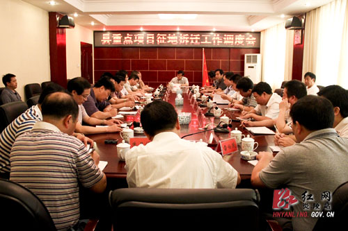 刘正平：以阳光、公平的和谐拆迁政策全速推进征地拆迁工作