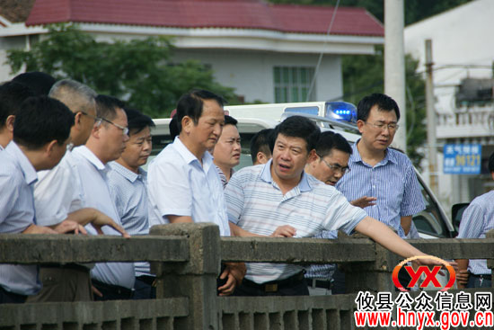 湖南省水利厅厅长戴军勇来攸县视察中小河流治理和河道采砂整治情况