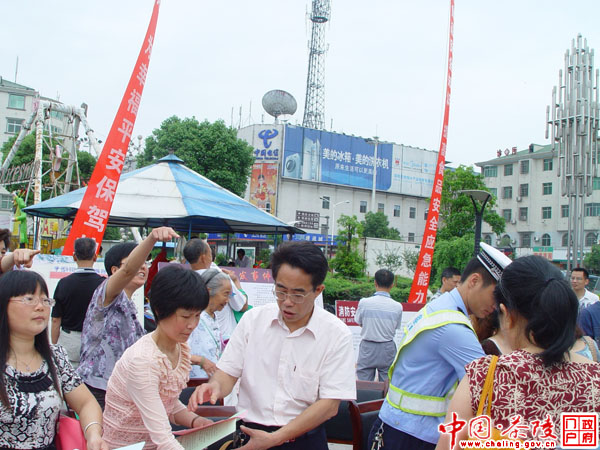 加强蔬菜日常检测 确保市民食用安全