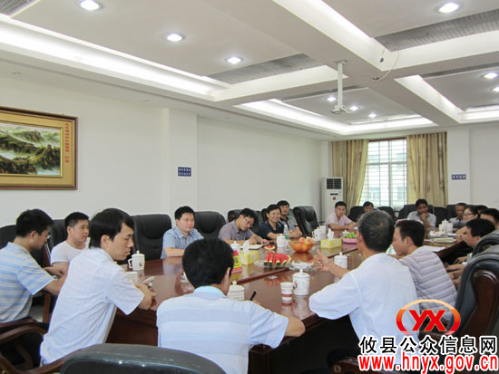 省委组织部研究室副主任曾国荃一行到攸县石羊塘镇调研