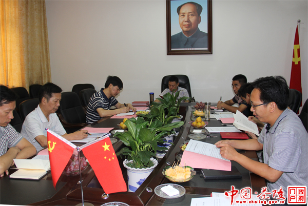 何辉宇高度肯定茶陵县学习型党组织建设工作