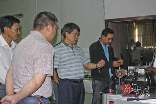 市人大副主任刘柏生来炎检查指导县乡两级人大换届选举工作