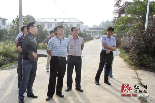 市人大副主任刘柏生来炎检查指导县乡两级人大换届选举工作