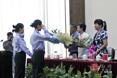 炎陵县举行政法系统先进事迹报告会