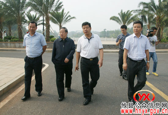 中国工商业联合会副主席傅军来攸县视察指导工作