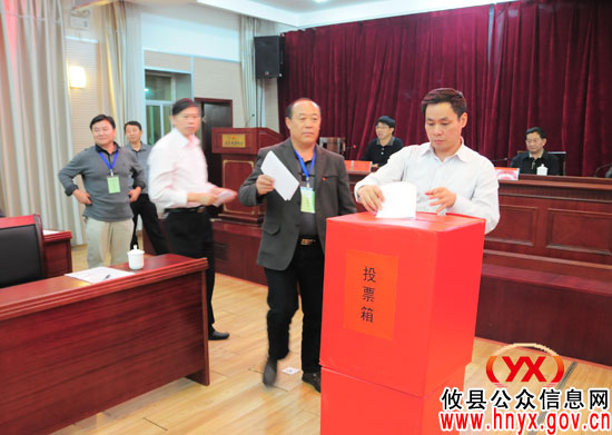 【行评面对面】攸县环保局管理股、污控股两个基层单位接受面对面评议