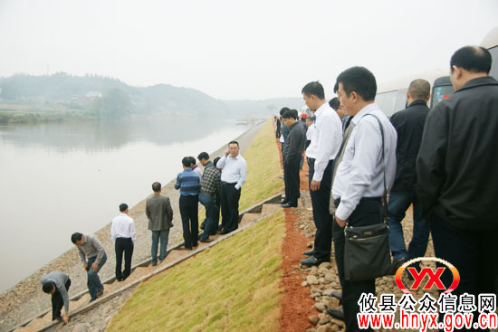 全省水利建设现场会前视察 与会人员现场感受攸县水利建设成果