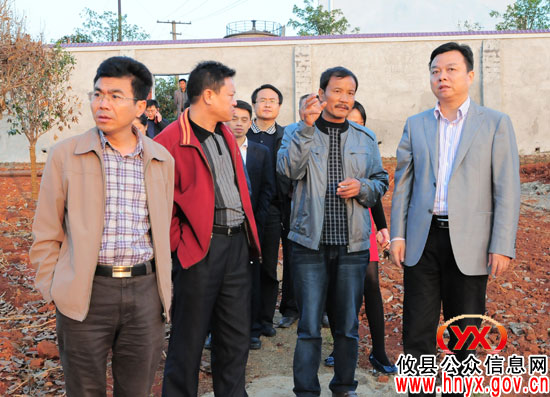 胡湘之率队到新市镇调研指导工作