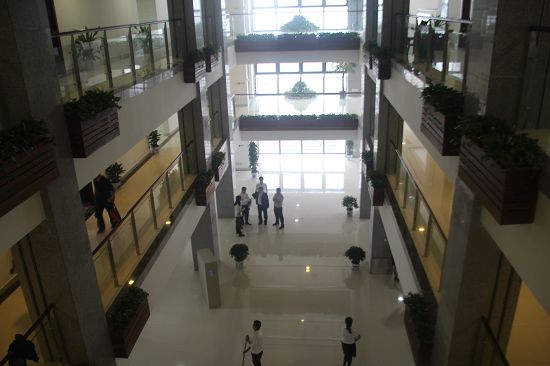 云龙发展中心8日启运 云龙示范区迁入办公