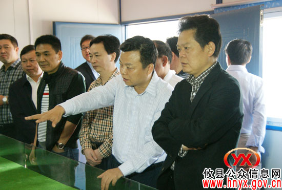 市委副书记、市人民政府市长王群率队来攸县视察指导工作