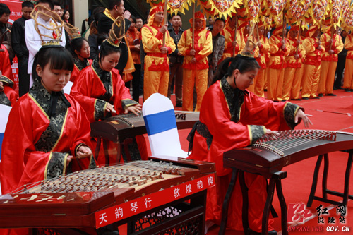 ＂炎帝陵祭典＂亮相株洲芦淞服饰始祖炎帝迎灵祈福仪式