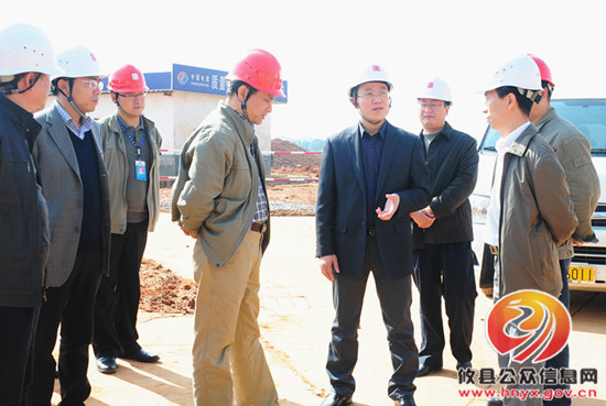 龚红果深入皇图岭、网岭镇 要求全力做好今年收尾和明年开局工作
