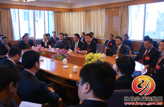 攸县第十六届人民代表大会第一次会议召开主席团第三次会议