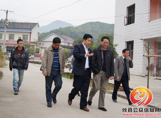 株洲市司法局来攸县开展“一包双联”活动