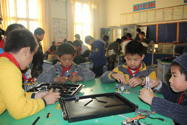 我县乡村少年宫建成乐了农村娃