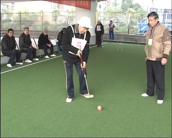 县老年人体育活动中心正式开放 让老年人老有所乐