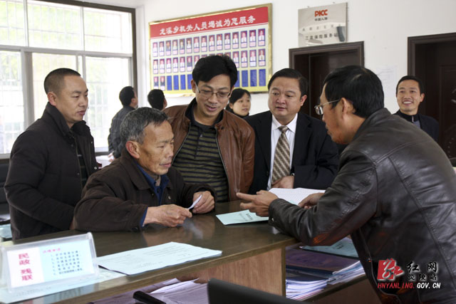 我县政务公开工作获市考核组好评