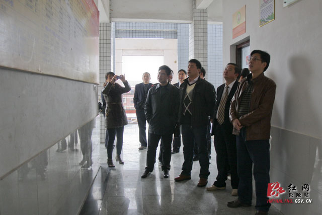 我县政务公开工作获市考核组好评