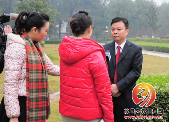 胡湘之接受株洲市学习宣传十八大精神“县市区委书记访谈”集中采访