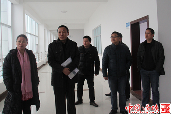 李湘怀到我县考核验收2012年市文明创建工作