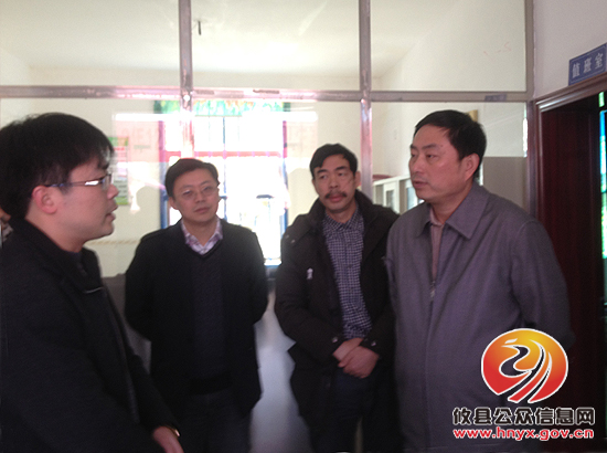 市委常委、常务副市长王志刚调研攸县村级卫生室工作