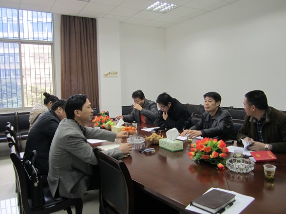 区人大预算调查组前往市场管理局（建宁街道）调研