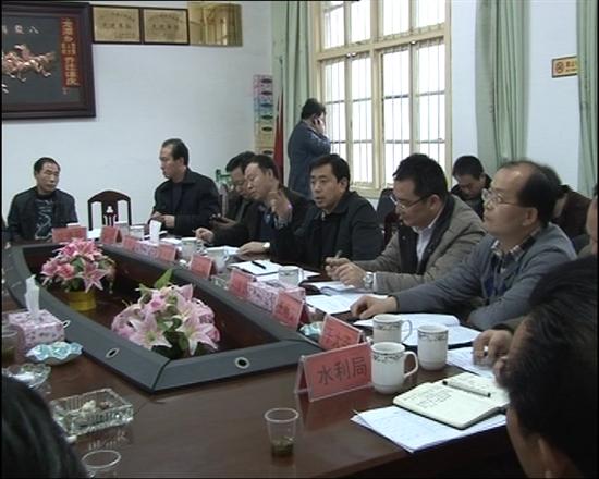 汤立斌到龙凤乡、龙潭乡、淦田镇调研基层组织建设