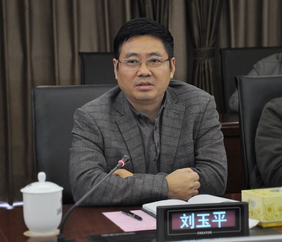 云龙示范区新年上班第一天召开节后收心会/图