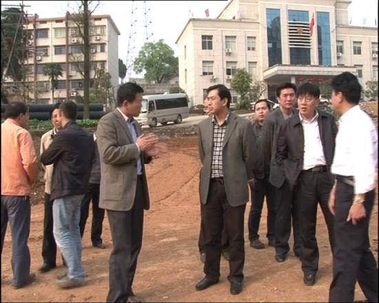 株洲县县委书记汤立斌督查重点项目建设