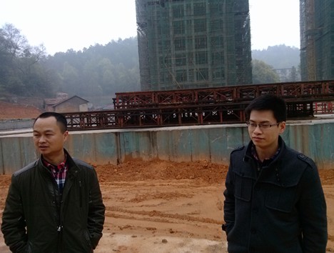 芦淞区统计局对房地产企业进行走访调研