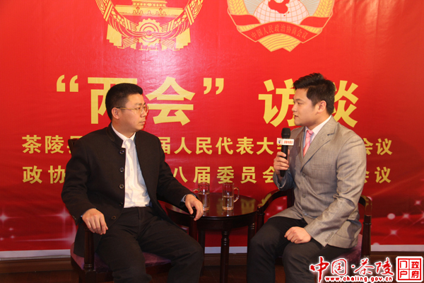 彭小中：努力打造“湘赣边界中心县”