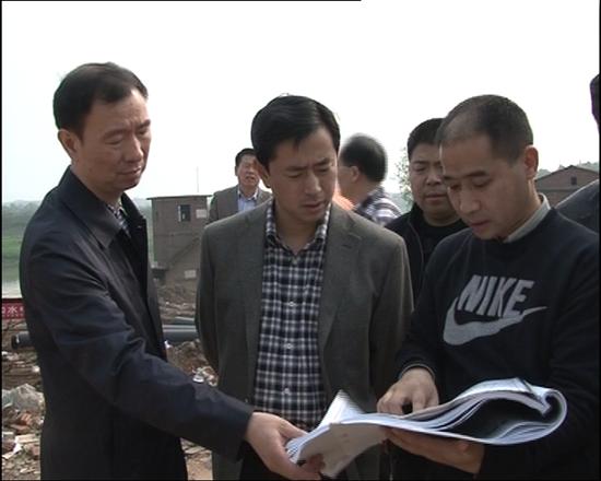 株洲县县委书记汤立斌督查重点项目建设
