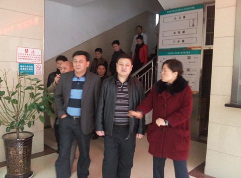 副区长曹运社调研农村卫生服务体系建设