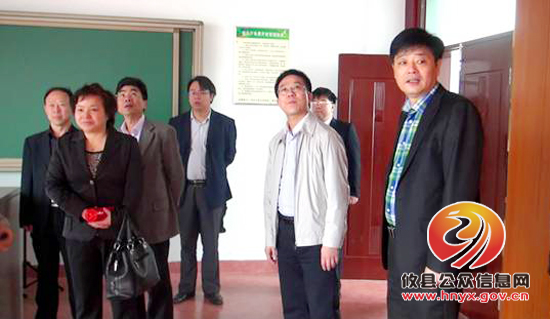 龚红果：充分发挥青少年活动中心的思想道德建设阵地作用