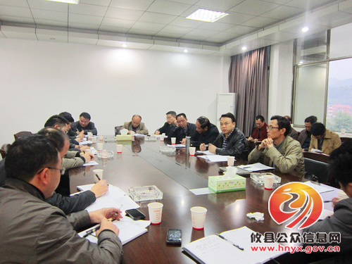 文斌一行视察广山干线道路建设