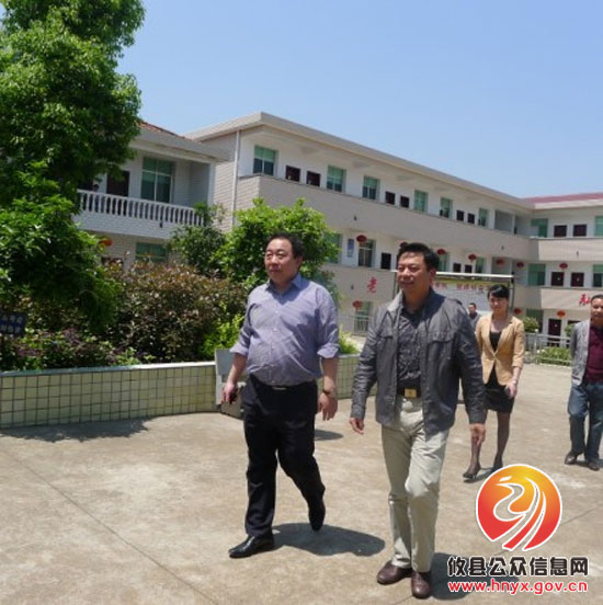 攸县民政局到石羊塘敬老院进行调研
