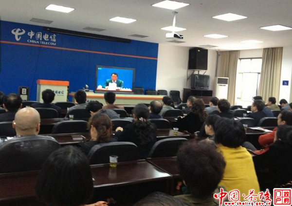 我县组织收看全国计划生育依法行政工作电视电话会议
