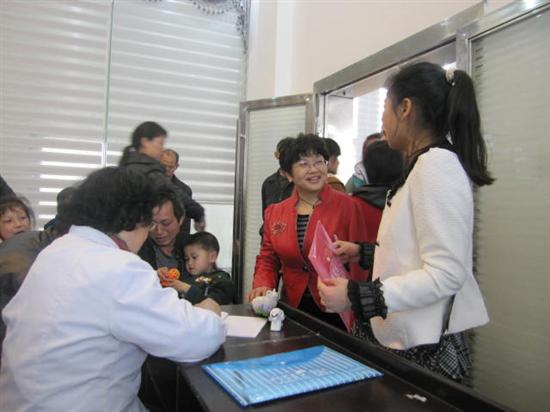 株洲县残联开展0-6岁的贫困残疾儿童康复评估及假肢矫形器取模、评估活动