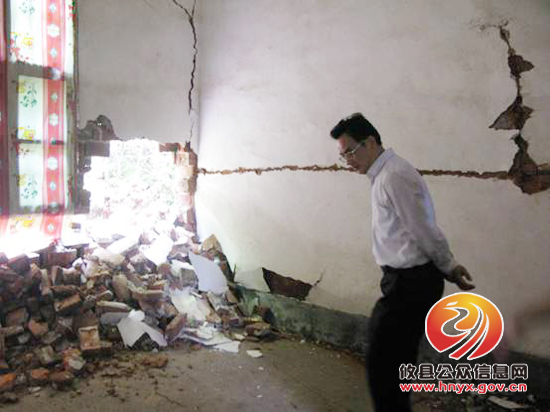 攸县国土资源局加强汛期地质灾害巡查