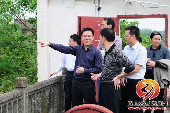 龚红果调研攸县部分水利项目工程建设情况