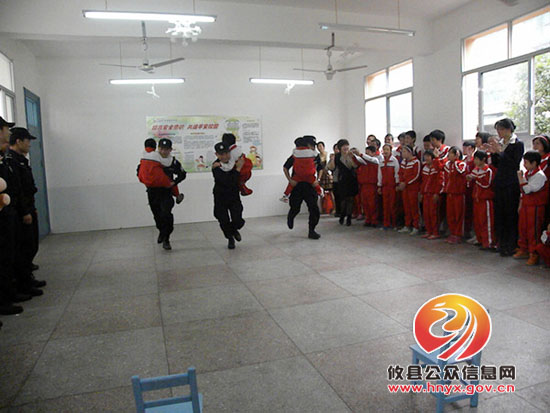 爱心满绿城 志愿促和谐
