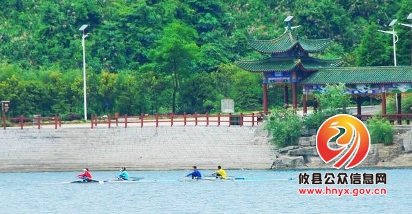 攸县三中皮划艇劈波斩浪酒仙湖