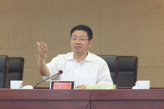 株洲云龙示范区百日交地4260亩 蔡典维:做到高效拆迁