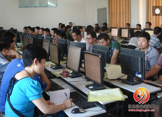 攸县教育系统网站管理员培训在县职业中专举行