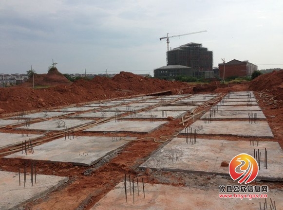 同乐湖公司与谭桥社区组企地同心推动安置区建设