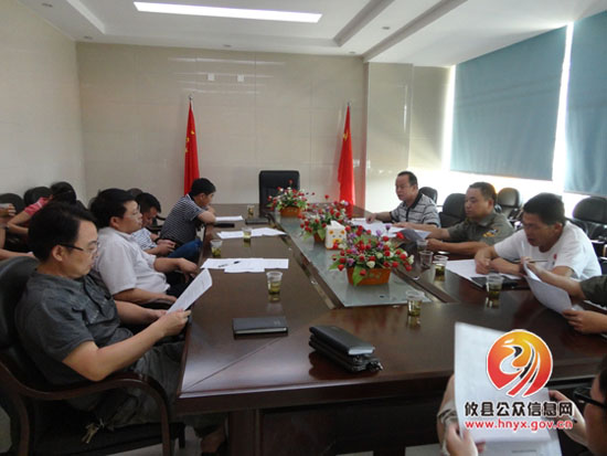 攸县农机局积极开展“在职党员进社区，带头服务当先锋”活动